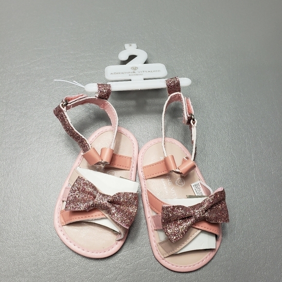 3/$15 new Adrienne vittadini bambini baby girls glitter bow sandals size 2 - Picture 1 of 5